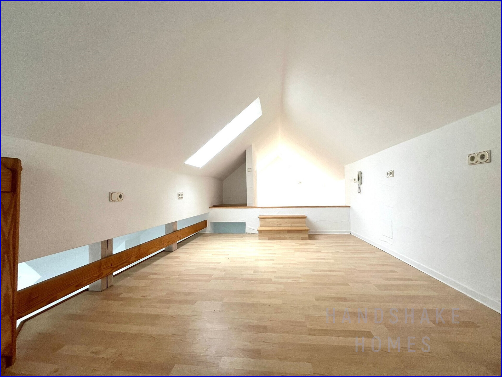 Exklusives Penthouse mit Galerie, Dachterrasse & Whirlpool in Ingolstadt Vorschau 3