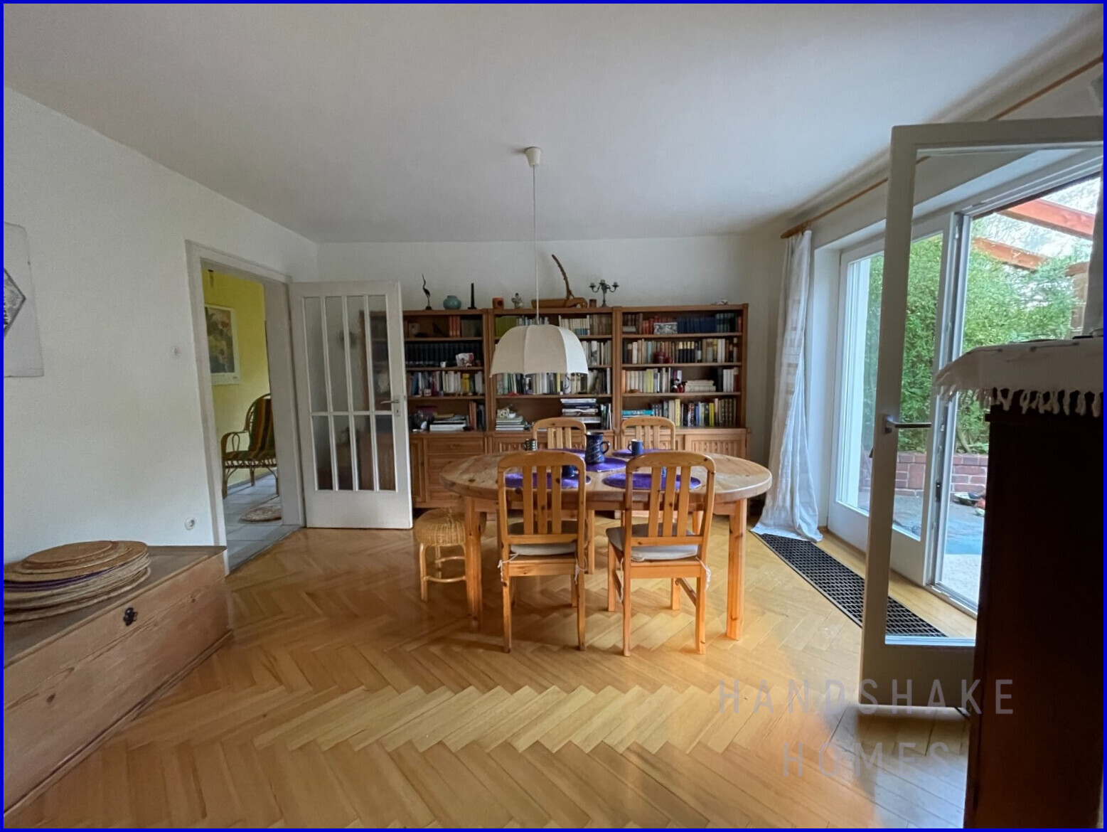 Großzügiges Wohnhaus mit Garage, Carport und viel Platz für individuelle Wohnideen Vorschau 2
