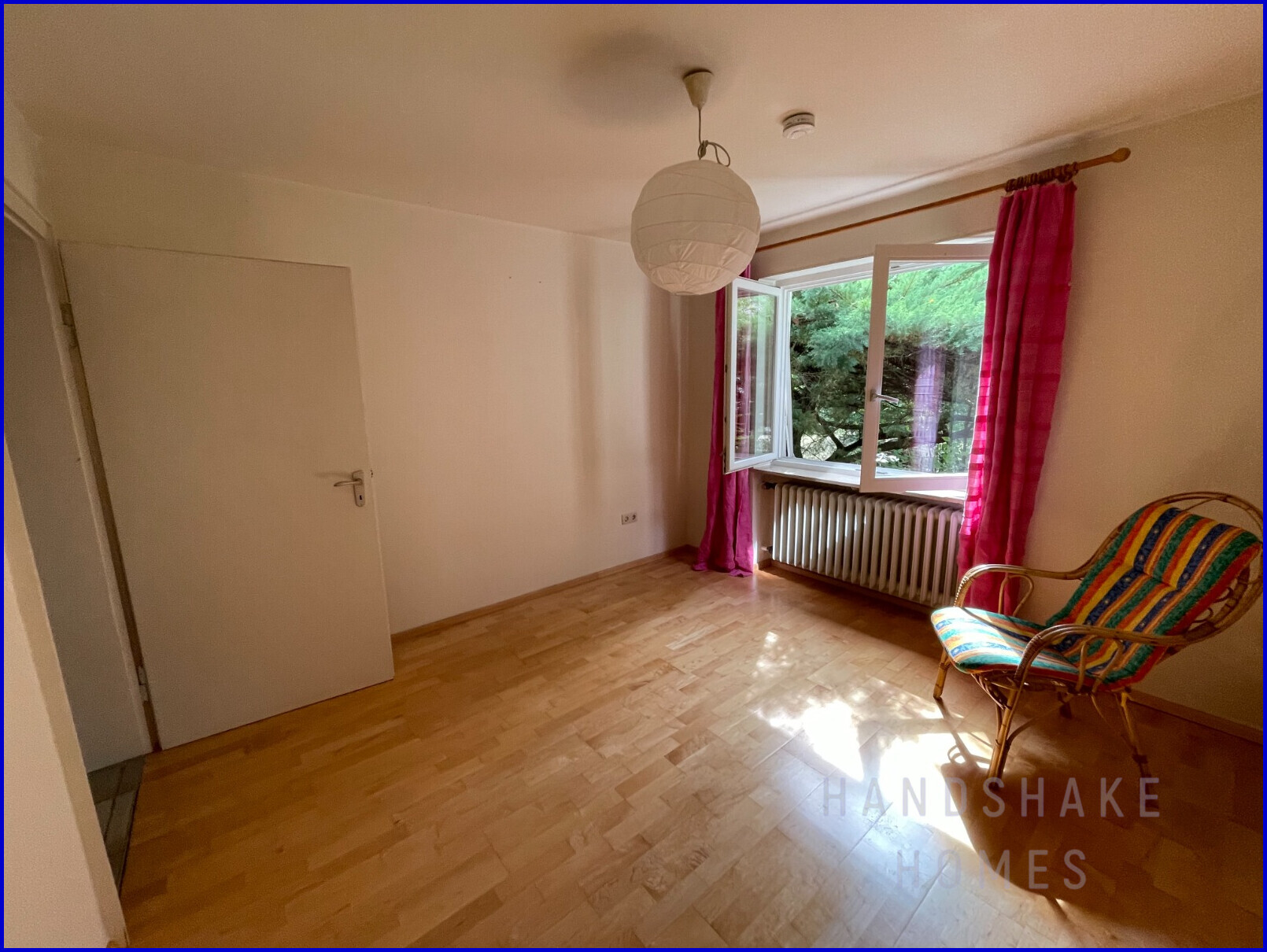 Großzügiges Wohnhaus mit Garage, Carport und viel Platz für individuelle Wohnideen Vorschau 3